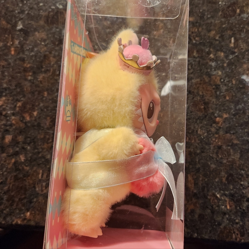 Authentic New POP MART "Let's Checkmate" Labubu - Picture 3 of 8